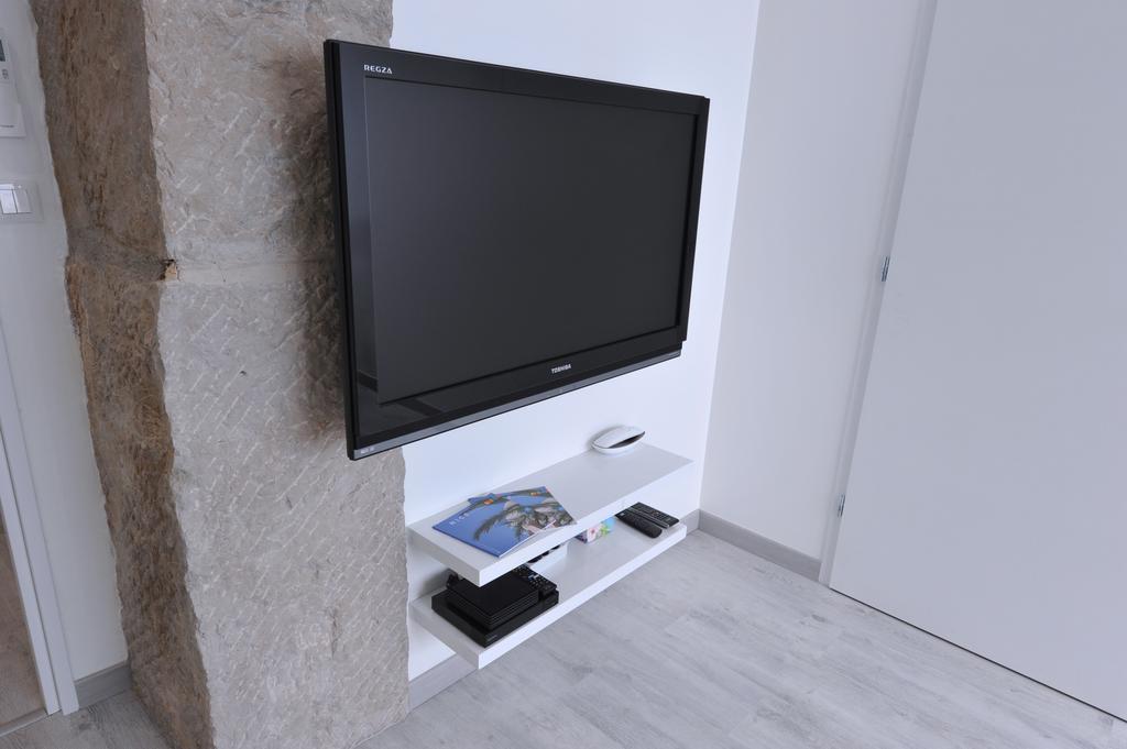 Le 10 - Nice Massena Apartment Luaran gambar