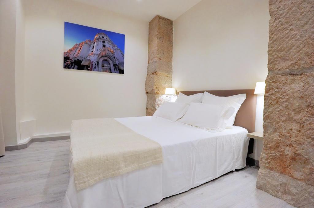Le 10 - Nice Massena Apartment Luaran gambar